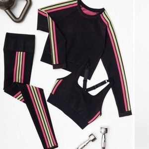 Fabletics Aisley 3-Piece Set XL Pink Strip Multi